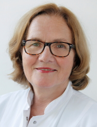 Dr. Doris Ziegler-Pithamitsis Dr. Doris Ziegler-Pithamitsis